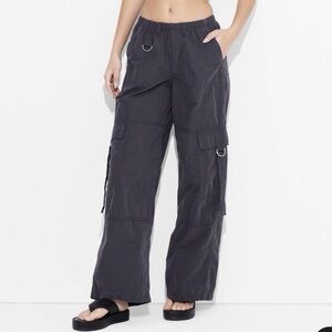 Women's Mid Rise Wide Leg Relaxed Cargo Pants